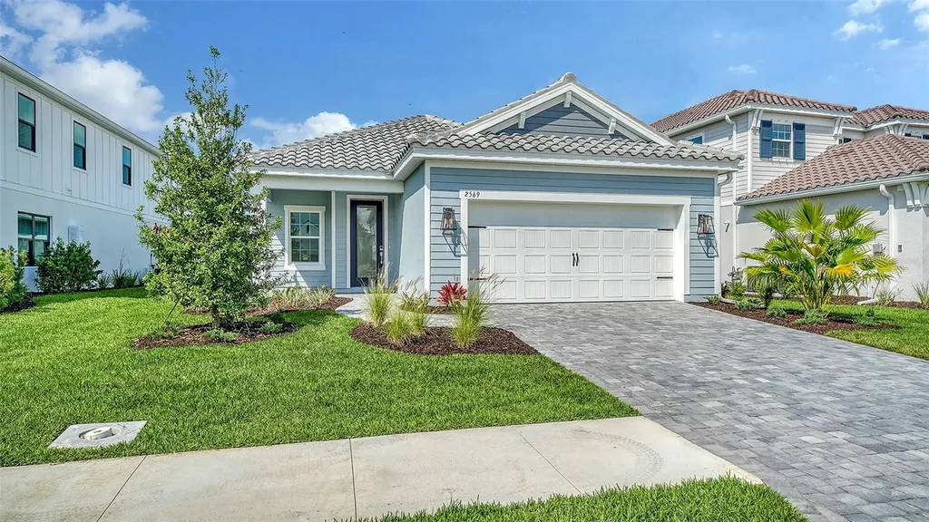 2569 Dasheen Place Sarasota FL 34240