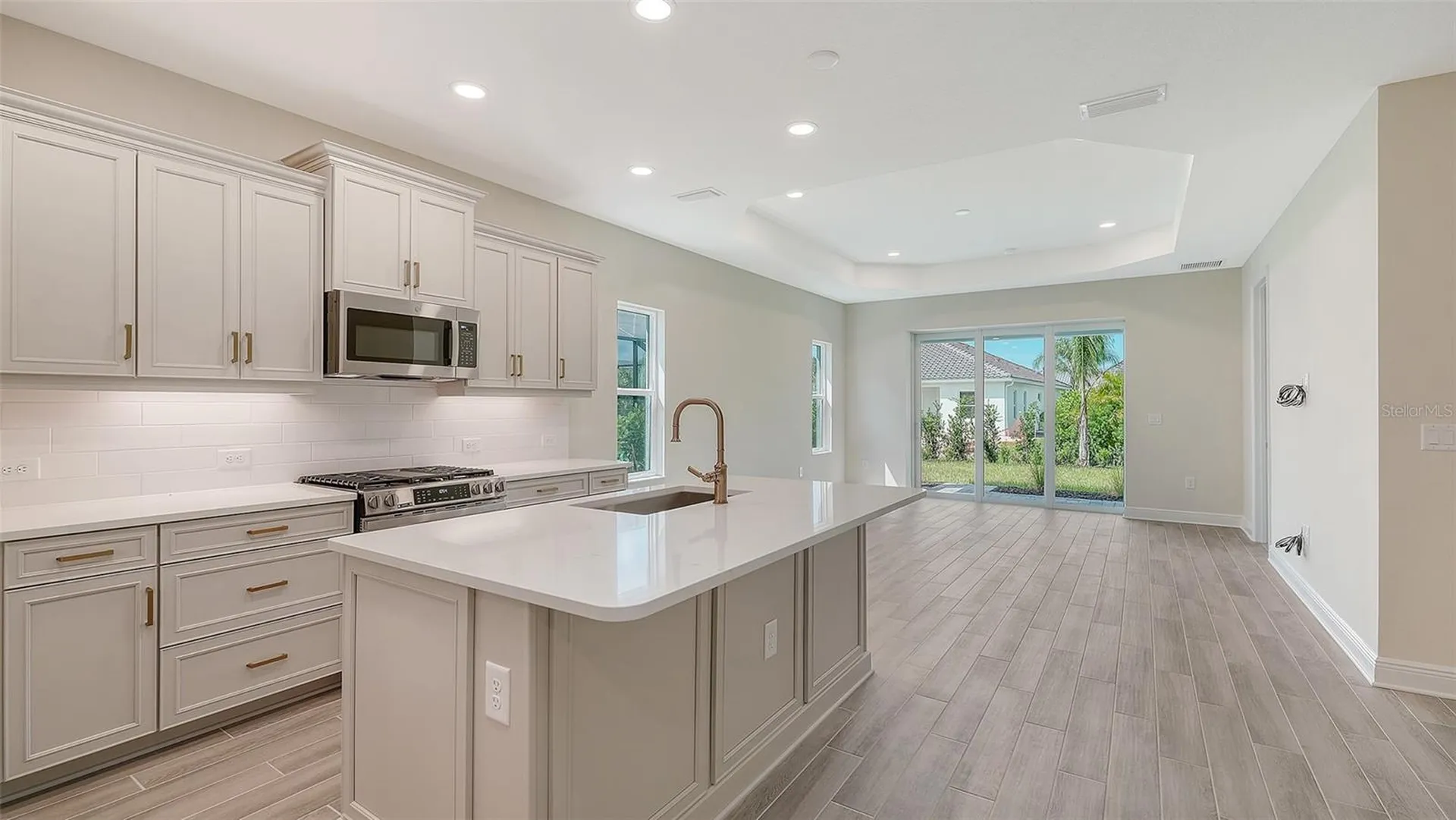 2569 Dasheen Place Sarasota FL 34240