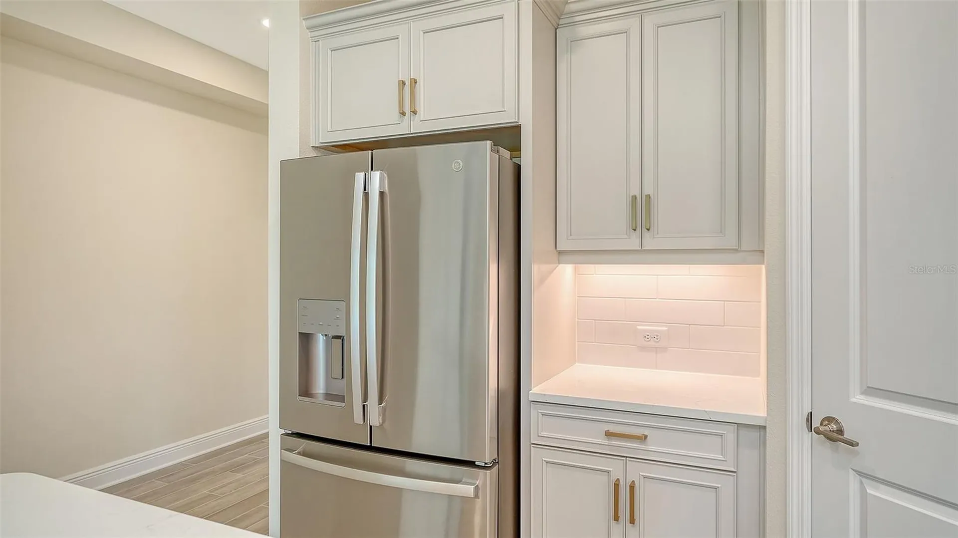 2569 Dasheen Place Sarasota FL 34240