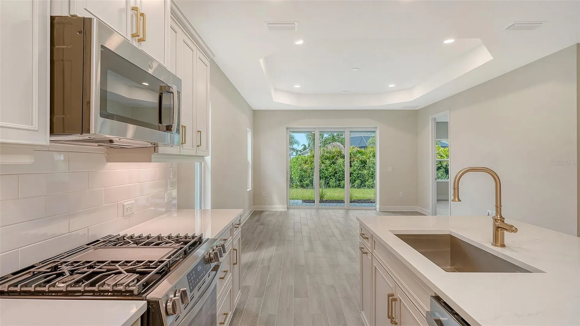 2569 Dasheen Place Sarasota FL 34240