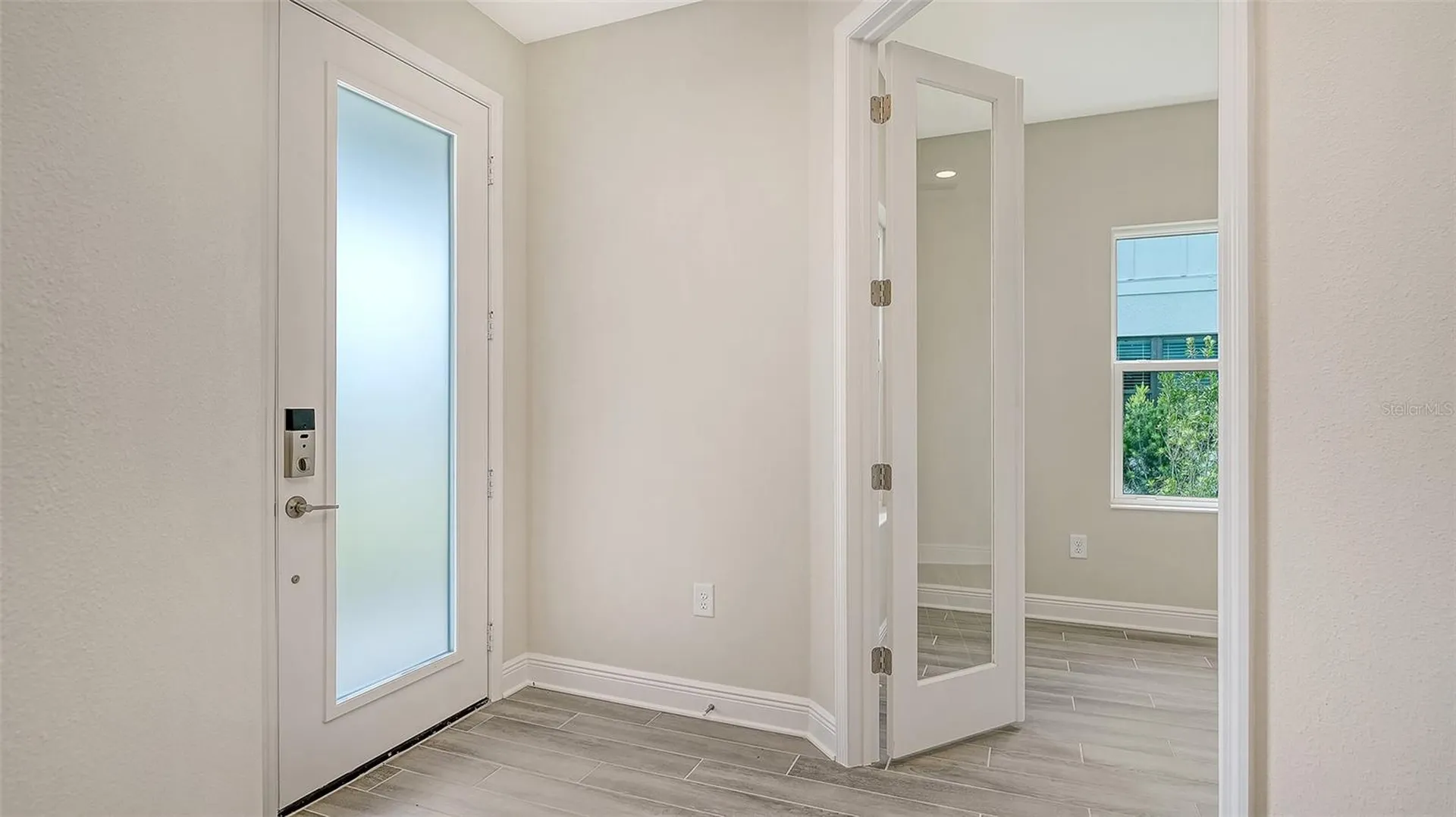 2569 Dasheen Place Sarasota FL 34240