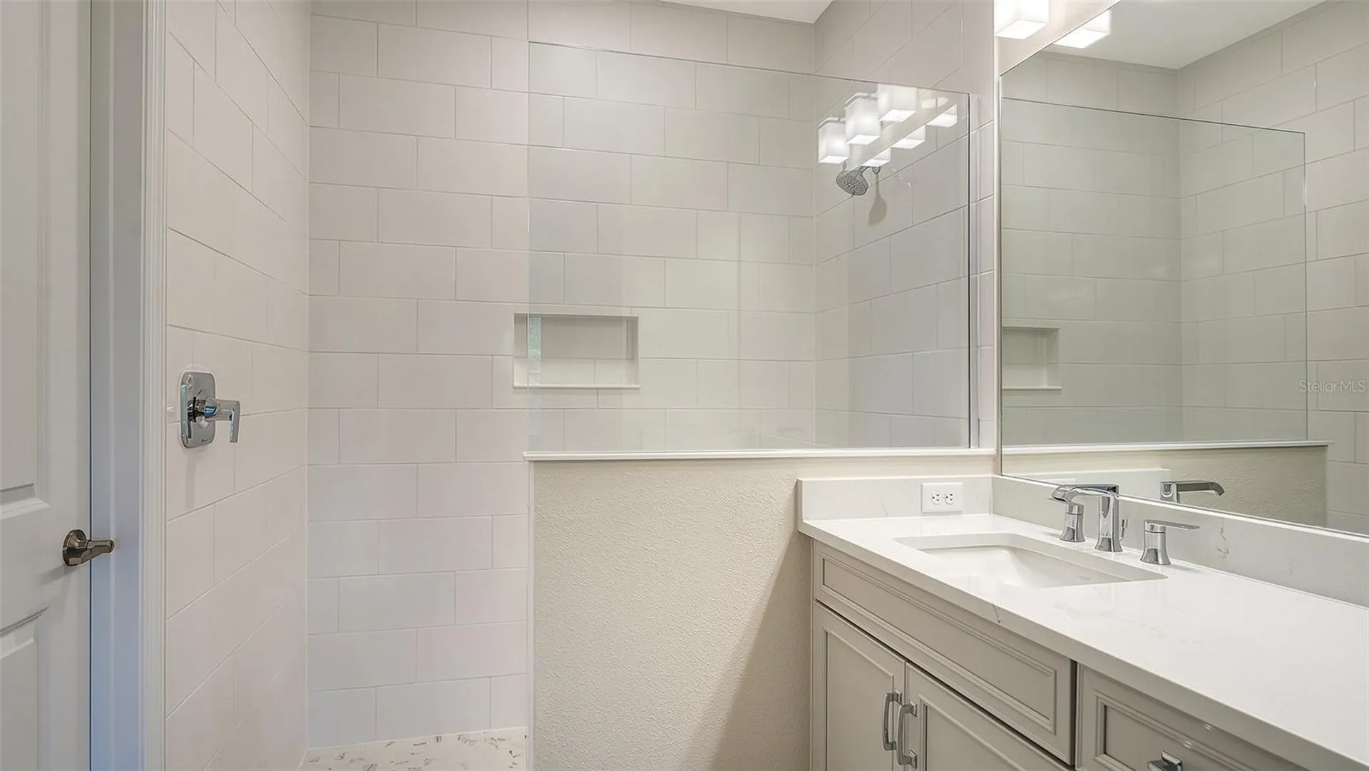 2569 Dasheen Place Sarasota FL 34240
