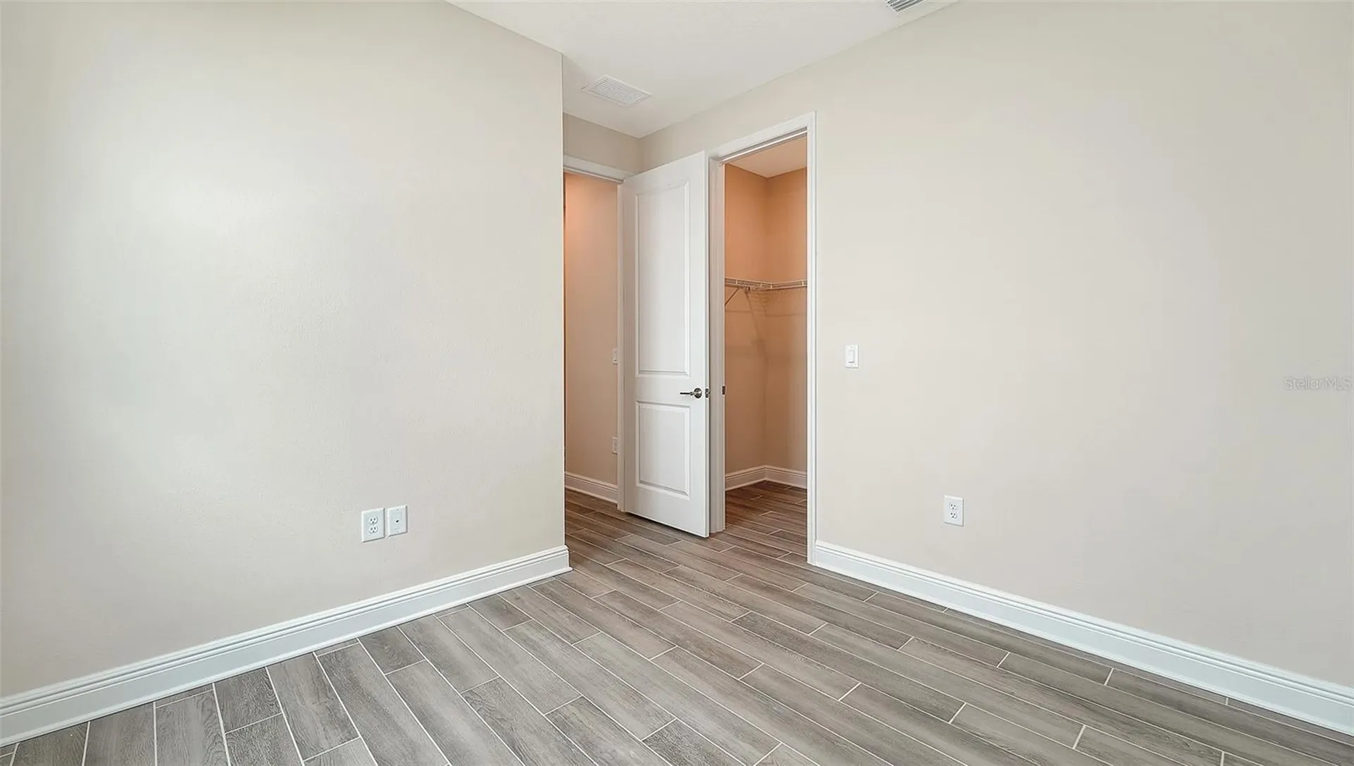 2569 Dasheen Place Sarasota FL 34240