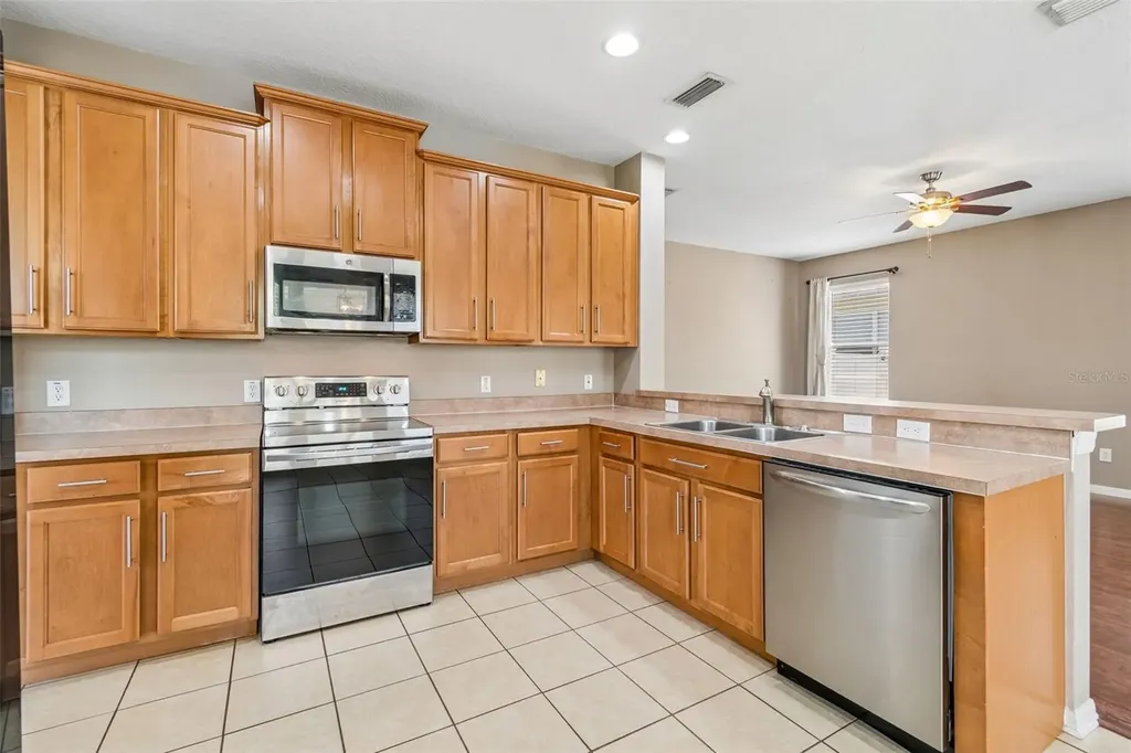 8718 Sandy Plains Drive Riverview FL 33578
