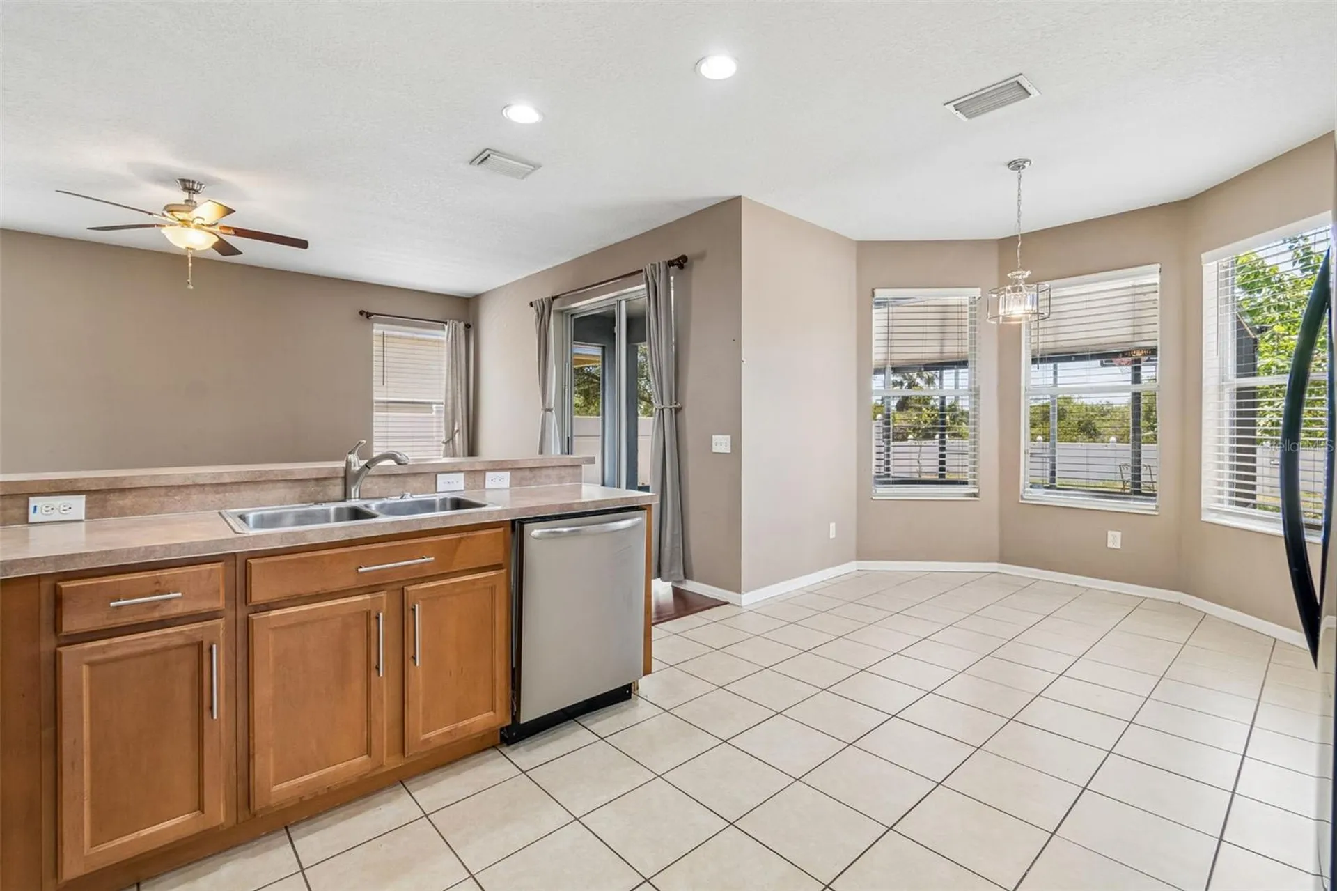 8718 Sandy Plains Drive Riverview FL 33578