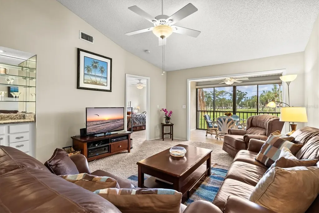 5713 Avista Drive Sarasota FL 34243
