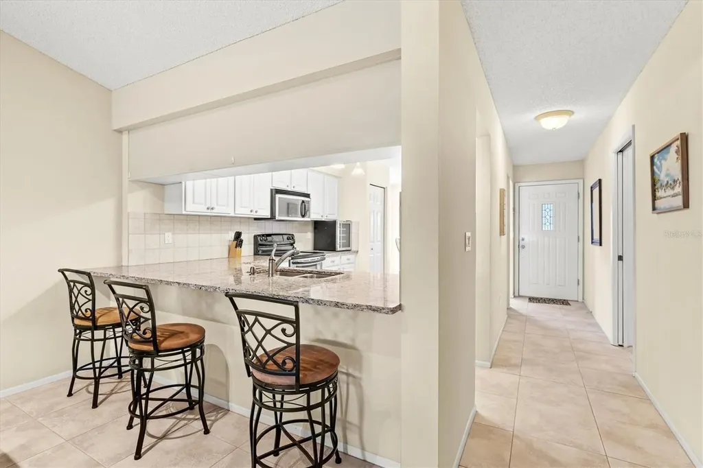 5713 Avista Drive Sarasota FL 34243