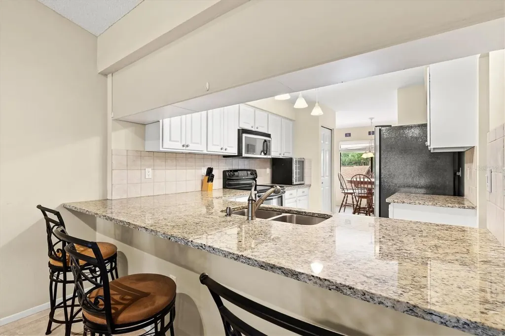 5713 Avista Drive Sarasota FL 34243
