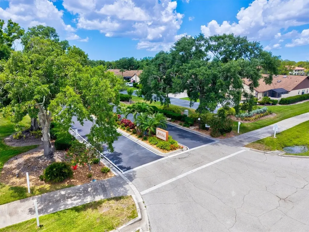 5713 Avista Drive Sarasota FL 34243
