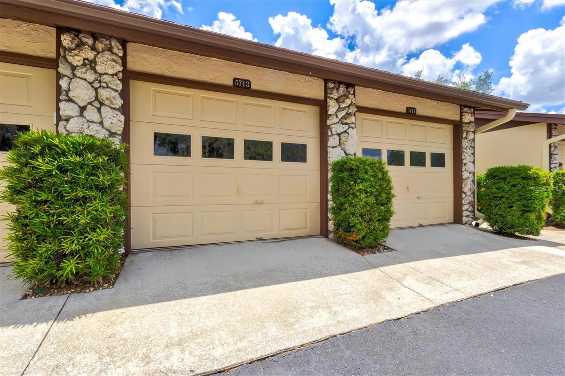 5713 Avista Drive Sarasota FL 34243