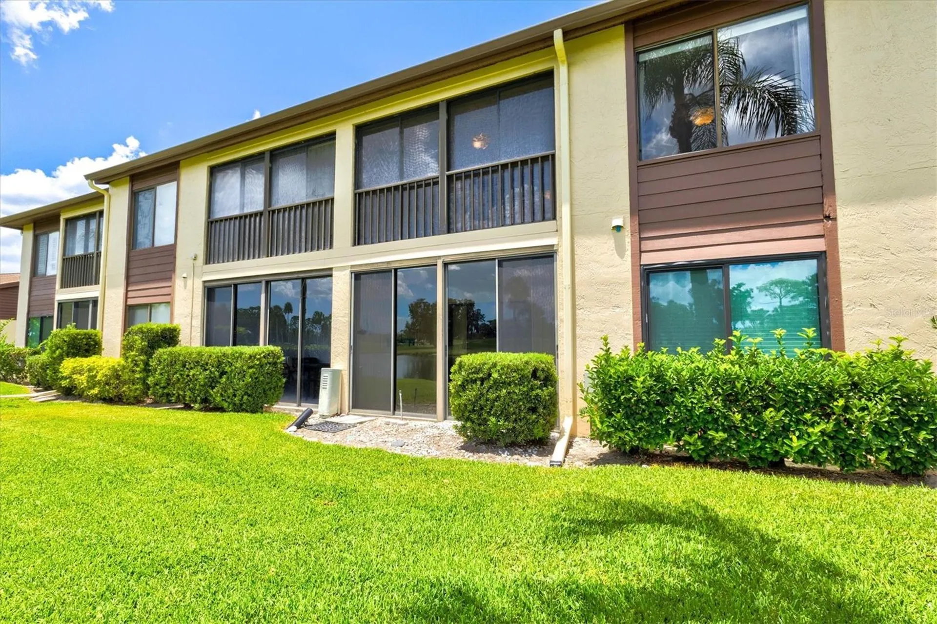 5713 Avista Drive Sarasota FL 34243