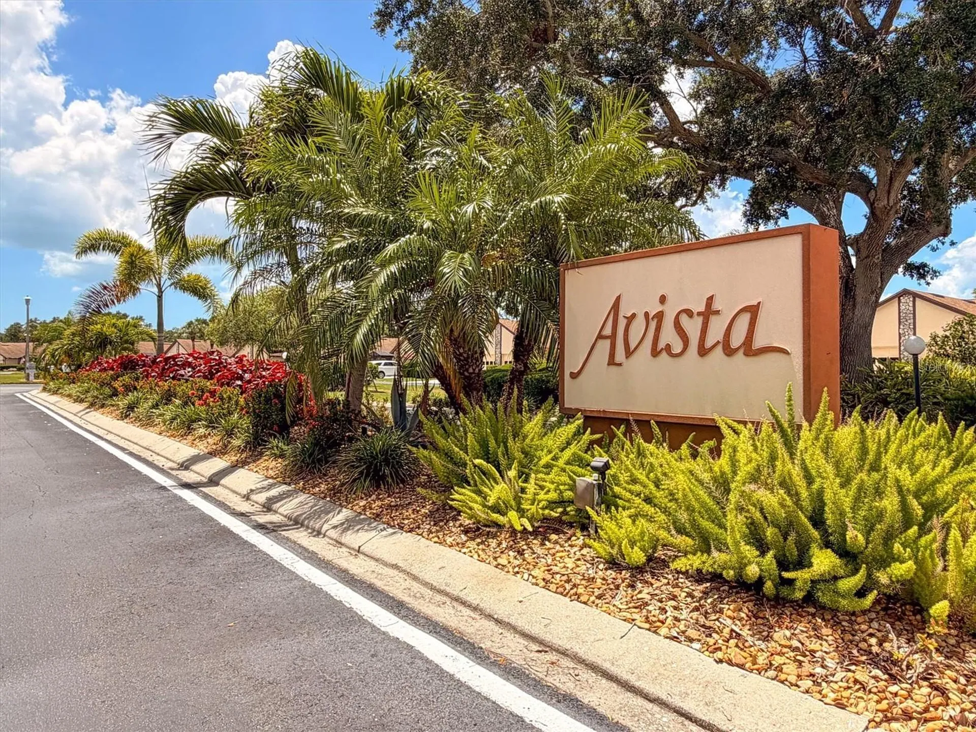 5713 Avista Drive Sarasota FL 34243