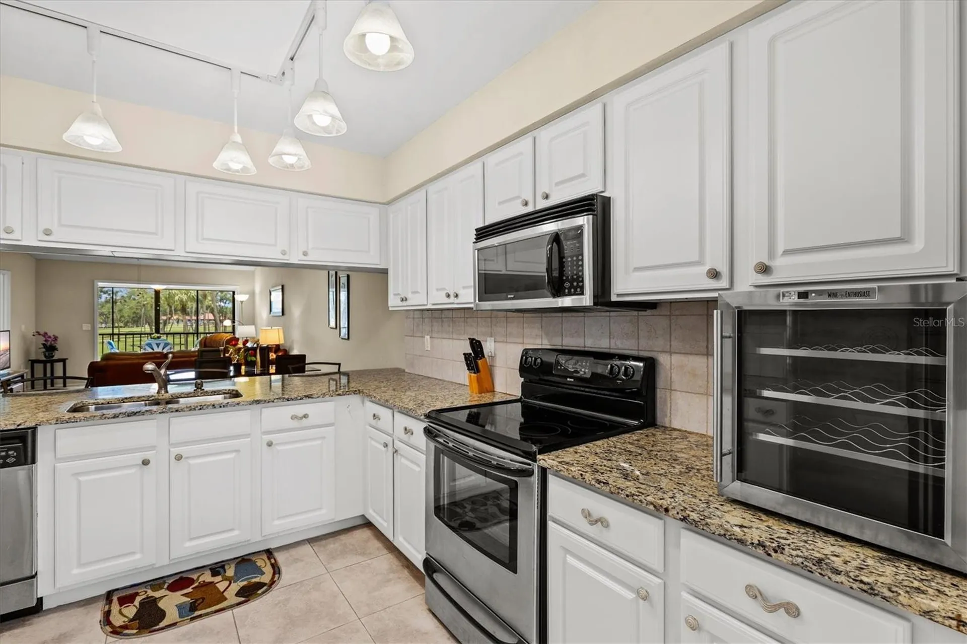 5713 Avista Drive Sarasota FL 34243