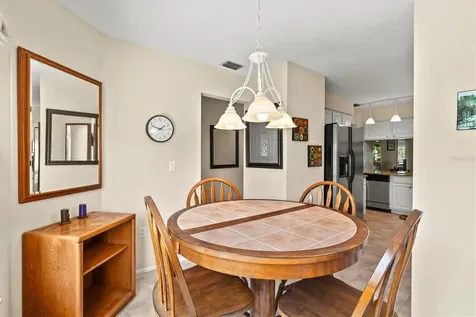 5713 Avista Drive Sarasota FL 34243