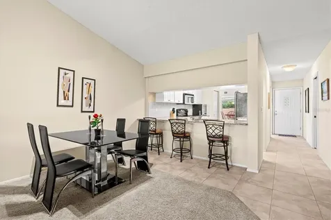 5713 Avista Drive Sarasota FL 34243