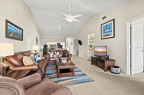 5713 Avista Drive Sarasota FL 34243