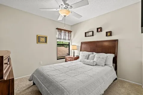 5713 Avista Drive Sarasota FL 34243
