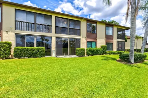 5713 Avista Drive Sarasota FL 34243