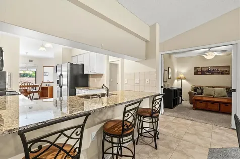 5713 Avista Drive Sarasota FL 34243