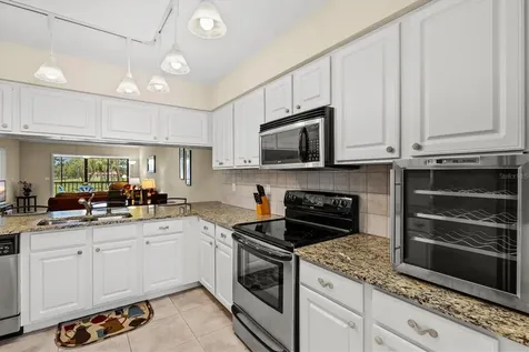 5713 Avista Drive Sarasota FL 34243