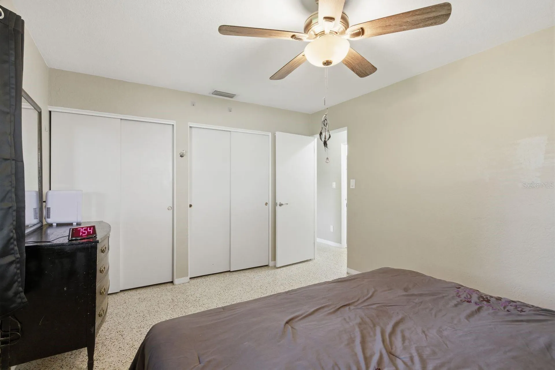 5648 33rd Avenue N St Petersburg FL 33710