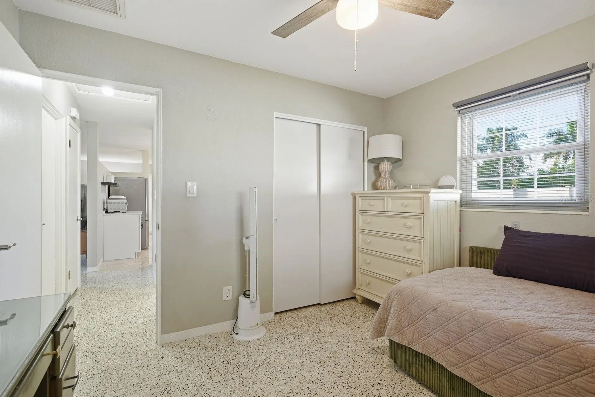 5648 33rd Avenue N St Petersburg FL 33710