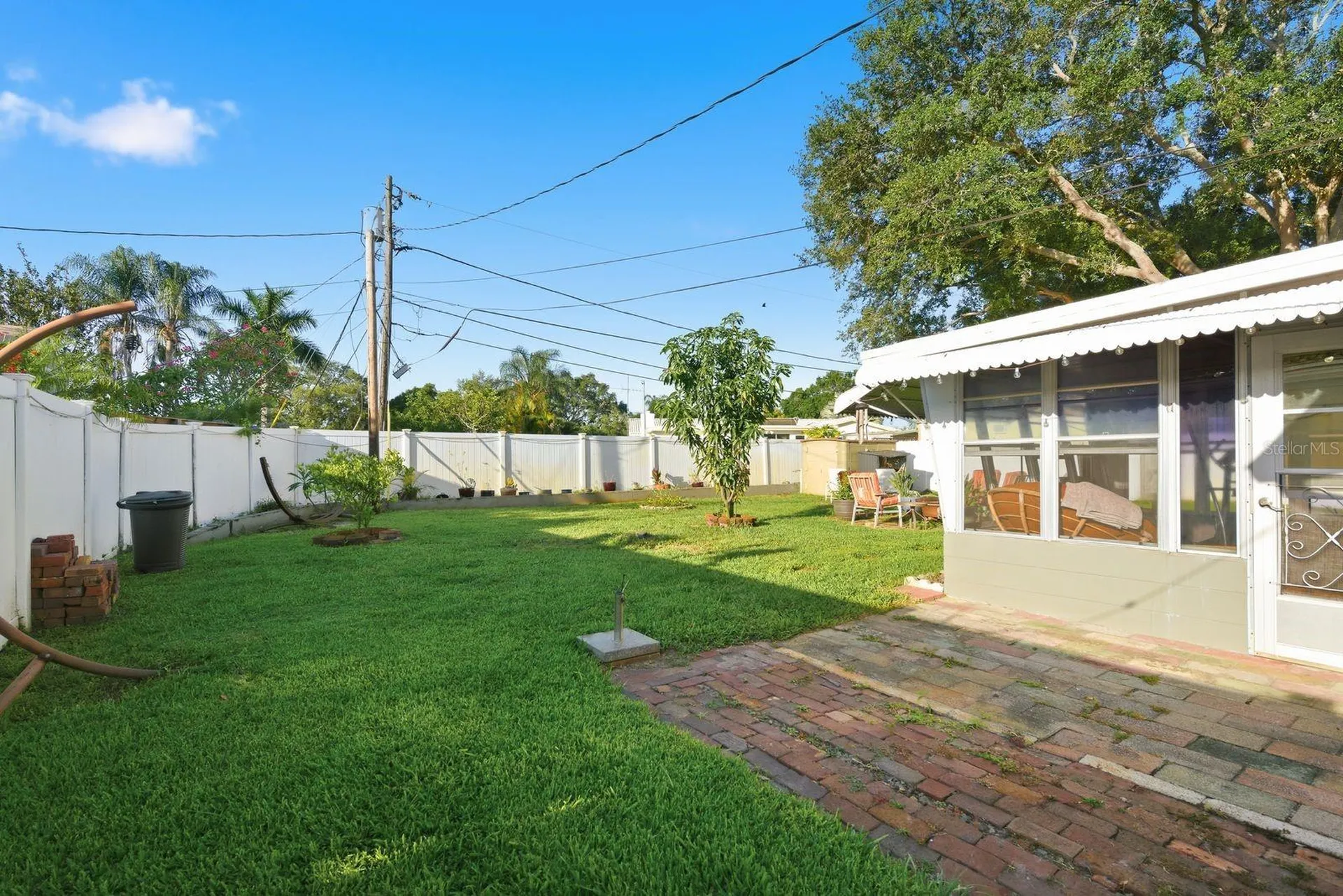 5648 33rd Avenue N St Petersburg FL 33710