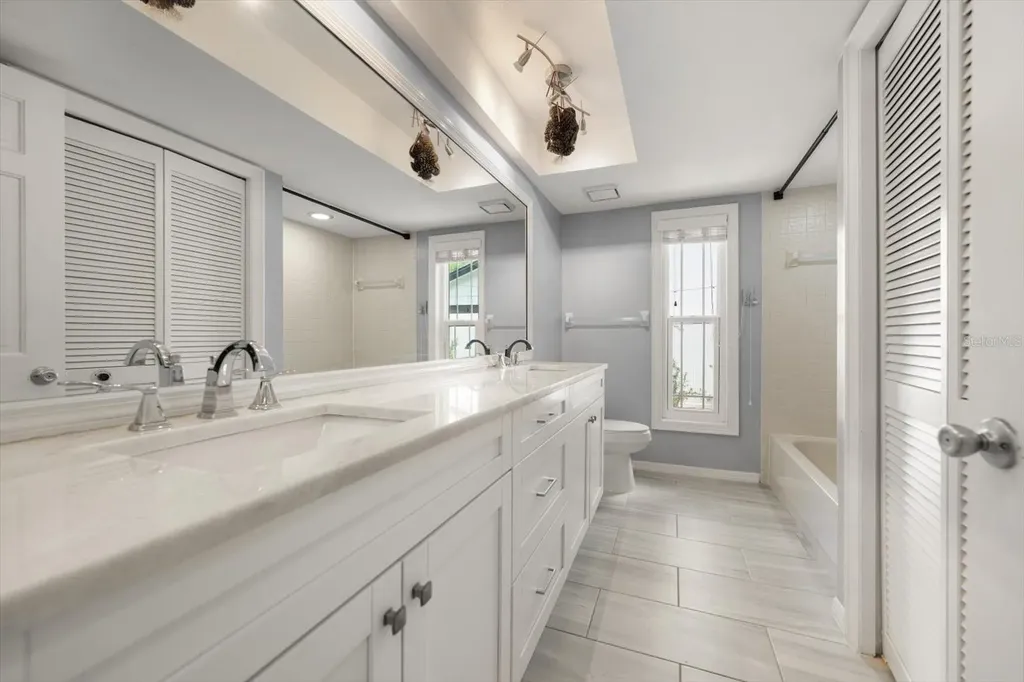 13903 Oberlin Manor Way Tampa FL 33613