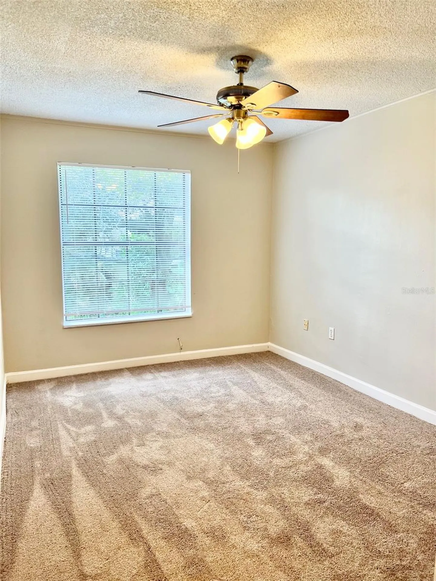 6065 Village Circle Orlando FL 32822