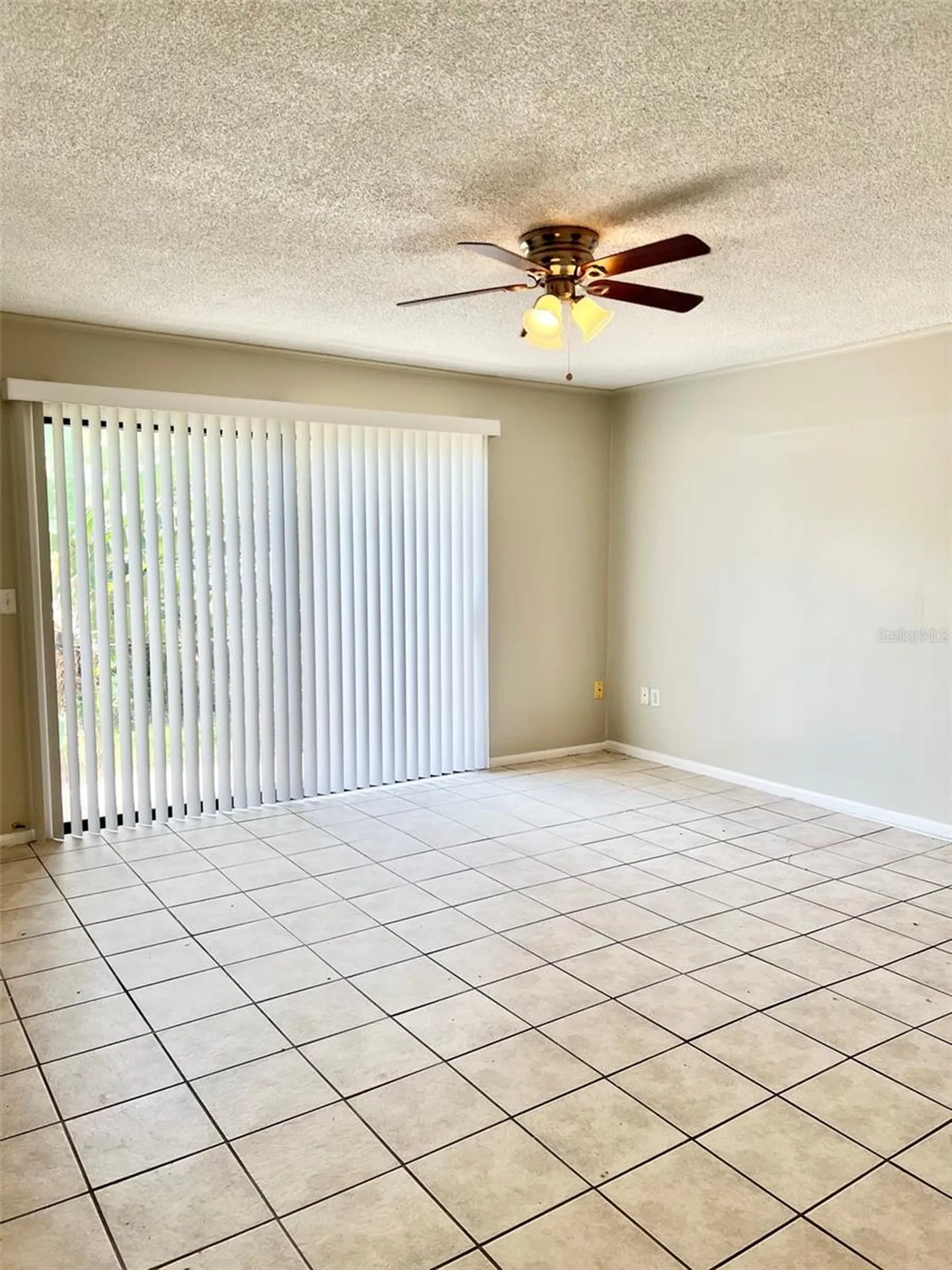 6065 Village Circle Orlando FL 32822