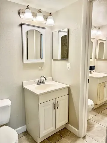 6065 Village Circle Orlando FL 32822