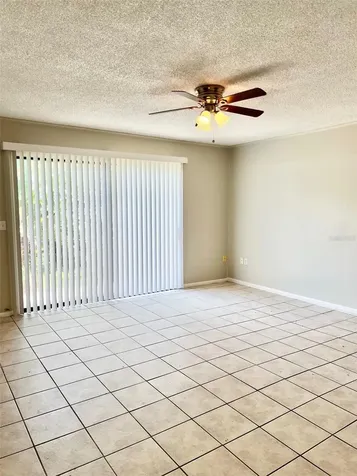 6065 Village Circle Orlando FL 32822