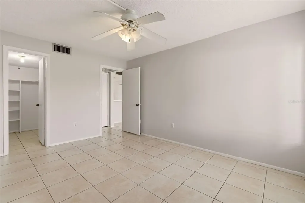 574 Orange Drive Altamonte Springs FL 32701