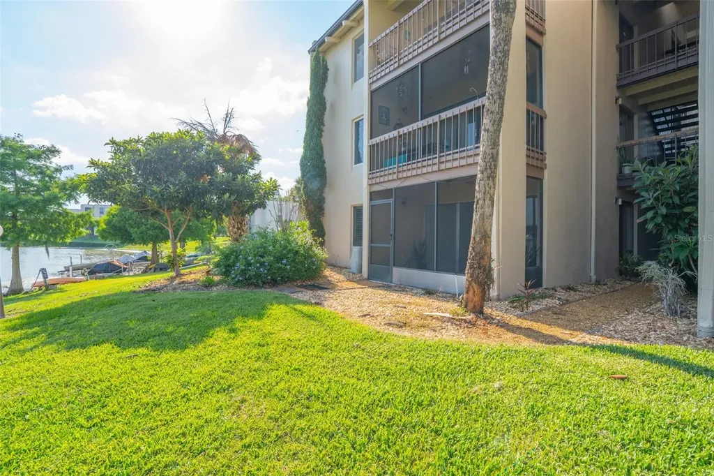 574 Orange Drive Altamonte Springs FL 32701
