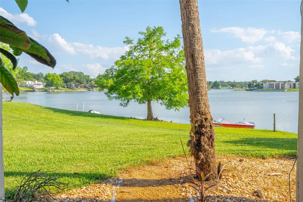 574 Orange Drive Altamonte Springs FL 32701