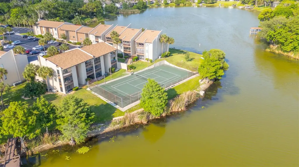 574 Orange Drive Altamonte Springs FL 32701