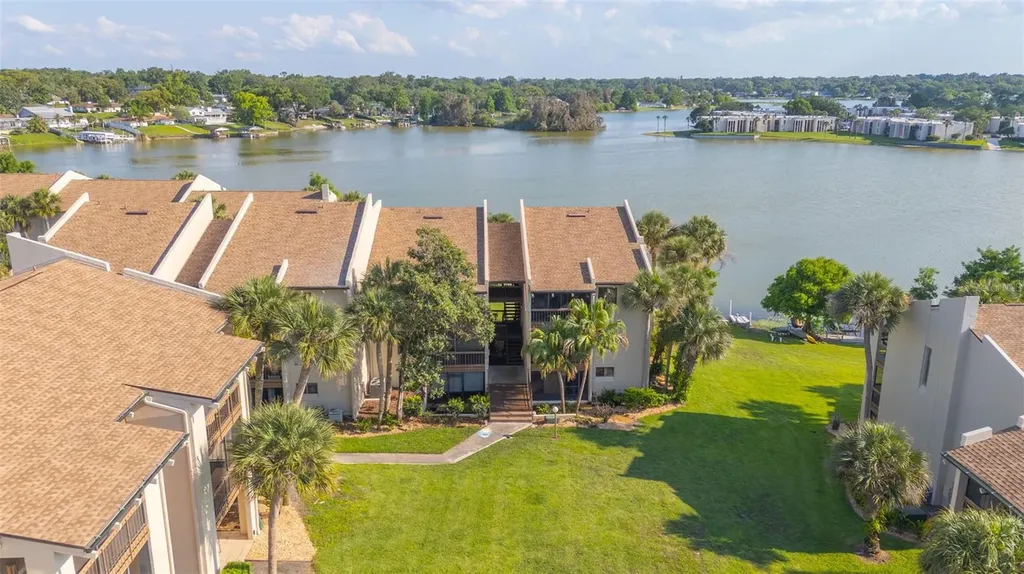 574 Orange Drive Altamonte Springs FL 32701