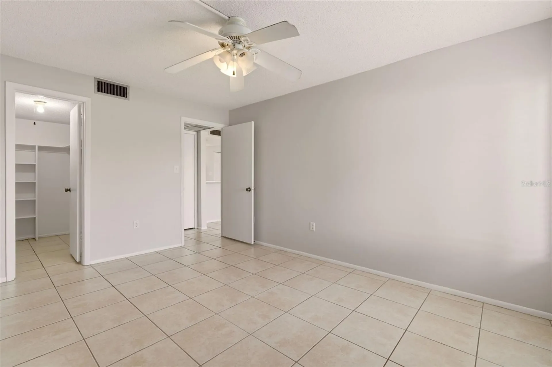 574 Orange Drive Altamonte Springs FL 32701