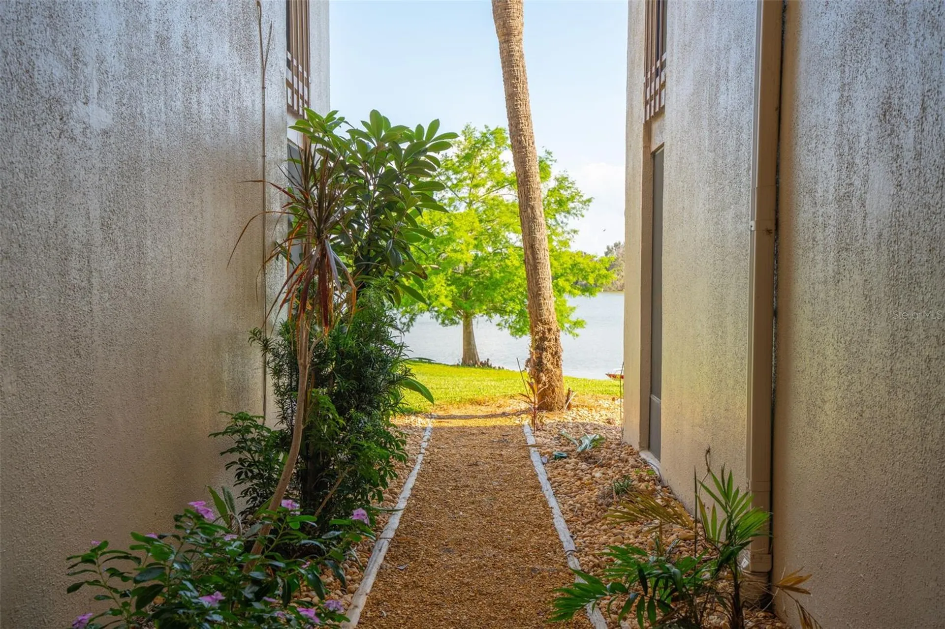 574 Orange Drive Altamonte Springs FL 32701