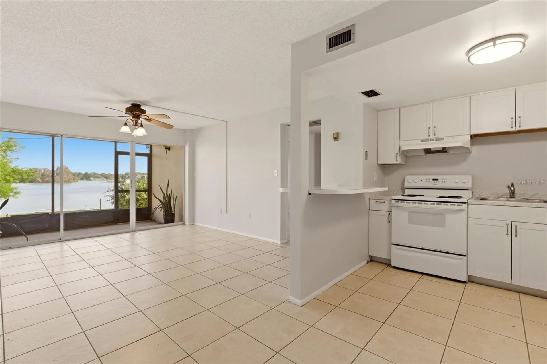 574 Orange Drive Altamonte Springs FL 32701