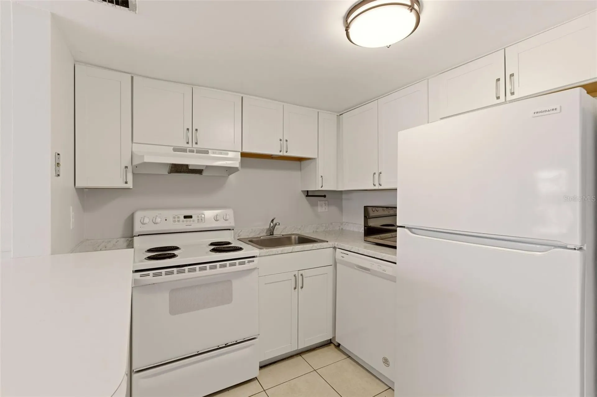 574 Orange Drive Altamonte Springs FL 32701