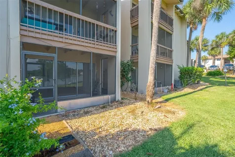 574 Orange Drive Altamonte Springs FL 32701