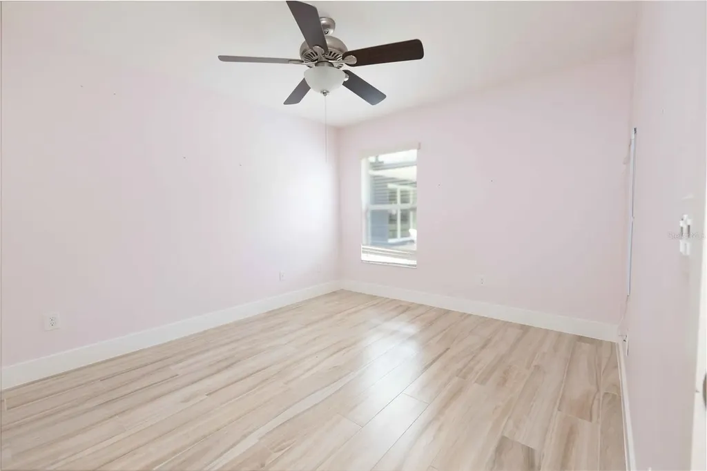 2057 E C 462 Wildwood FL 34785