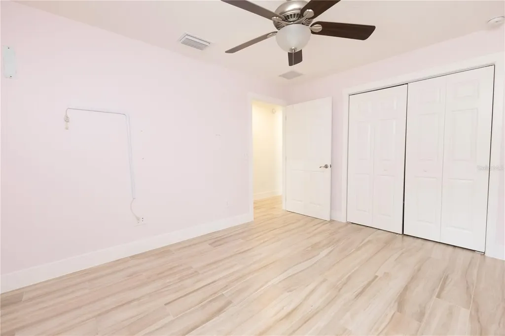 2057 E C 462 Wildwood FL 34785