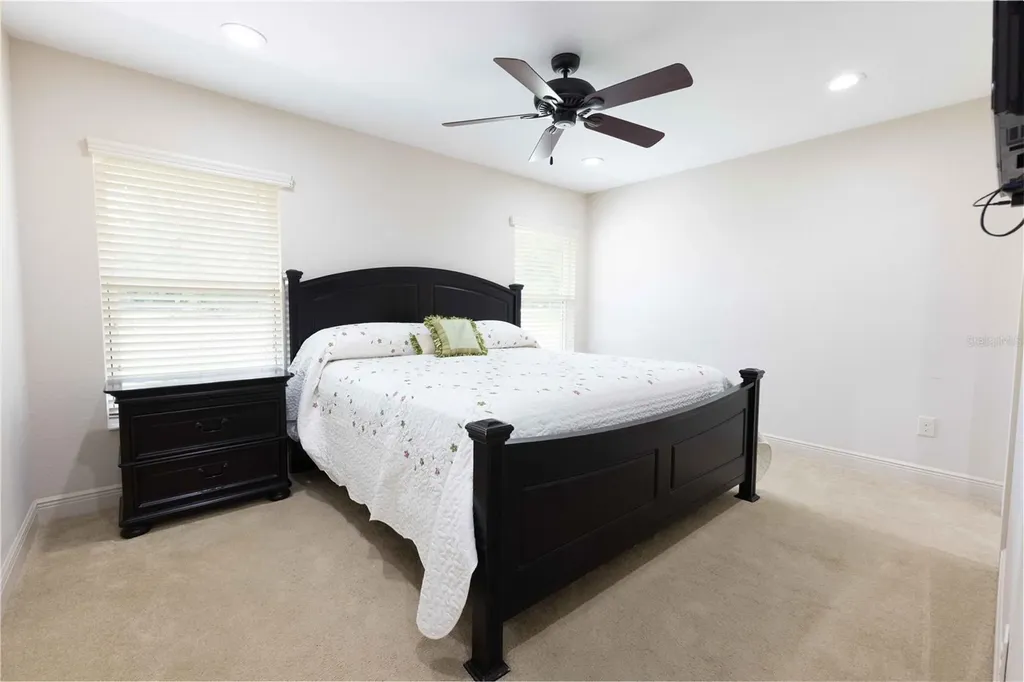 2057 E C 462 Wildwood FL 34785