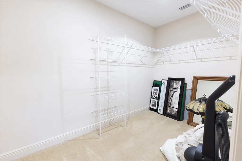 2057 E C 462 Wildwood FL 34785