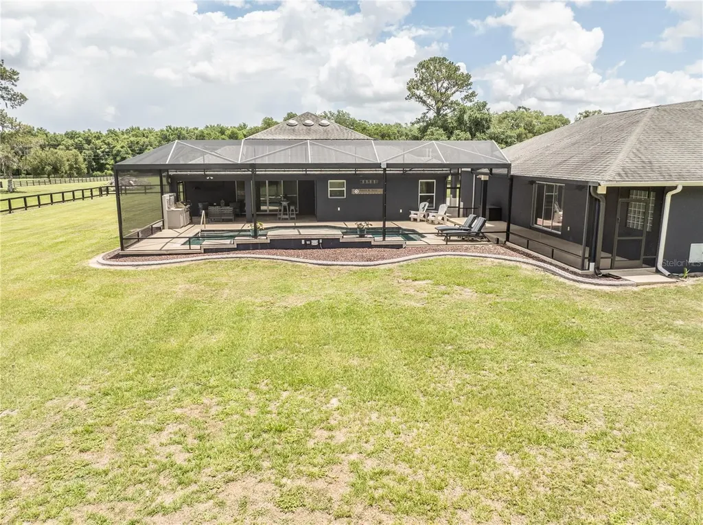 2057 E C 462 Wildwood FL 34785