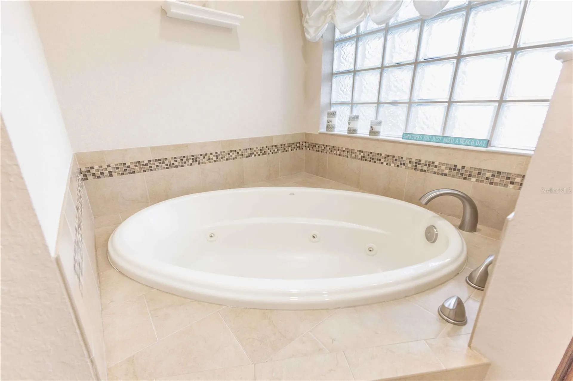 2057 E C 462 Wildwood FL 34785