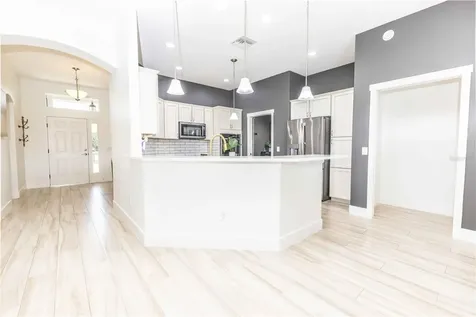 2057 E C 462 Wildwood FL 34785