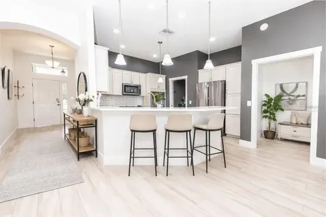 2057 E C 462 Wildwood FL 34785